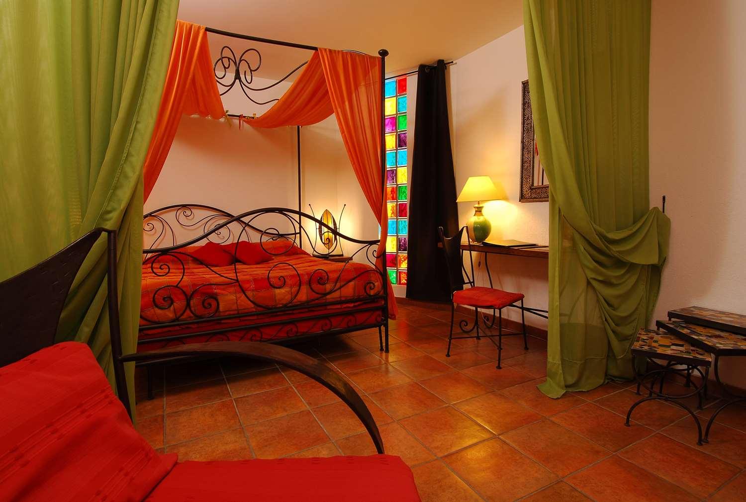 Best Western L'Orangerie Nîmes Exteriör bild
