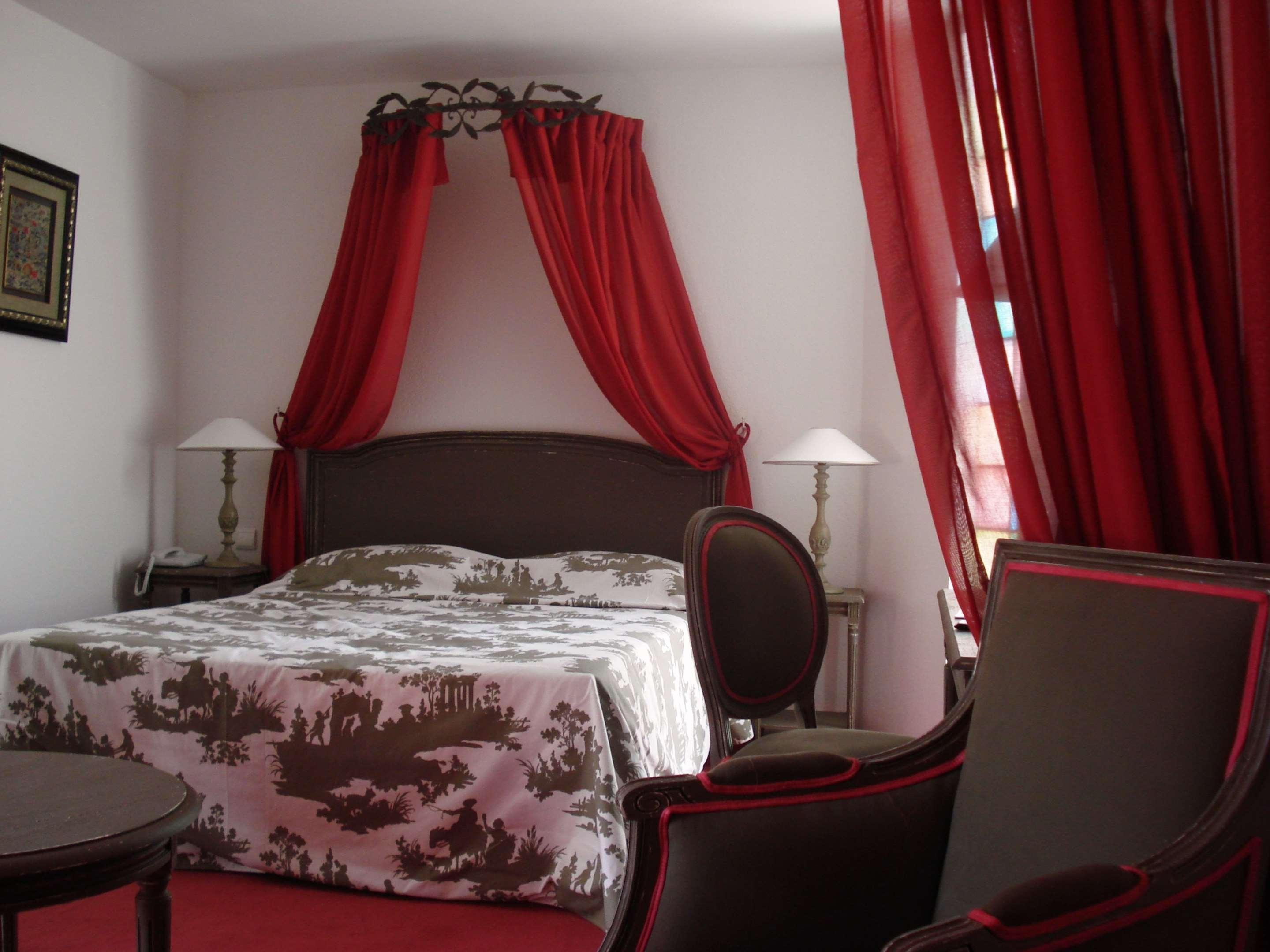 Best Western L'Orangerie Nîmes Exteriör bild