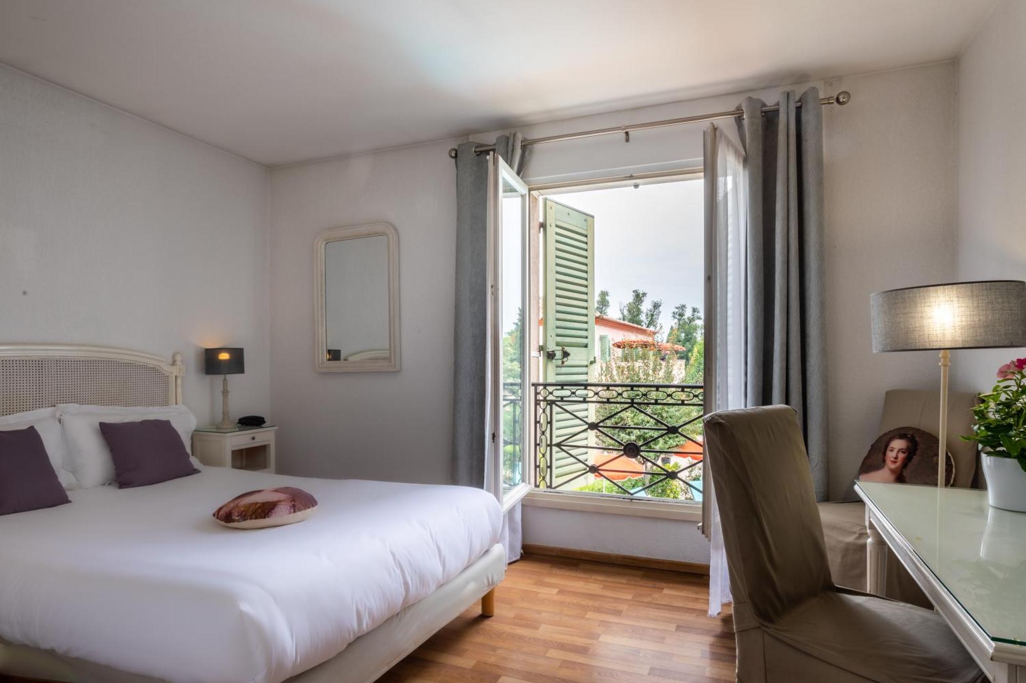 Best Western L'Orangerie Nîmes Exteriör bild